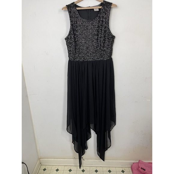 The Pyramid Collection Dresses & Skirts - The Pyramid Collection Womens Dress Large Goth Witchy Prom Black Asymmetrical‎